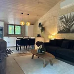 Chalet Le Du Lys Avec Bain Scandinave Insolys