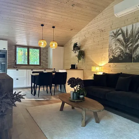 Chalet Le Du Lys Avec Bain Scandinave Insolys